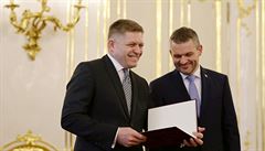 Premiér v demisi Robert Fico a budoucí premiér Peter Pellegrini. | na serveru Lidovky.cz | aktuální zprávy
