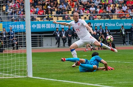 Utkání o 3. místo v pípravném fotbalovém turnaji ty zemí China Cup: ína -...