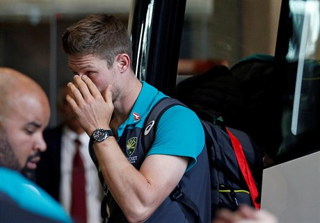 Australský hráč kriketu Cameron Bancroft opouští tým.