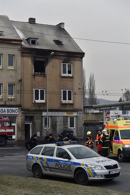 Na míst zasahovalo pt sanitek.