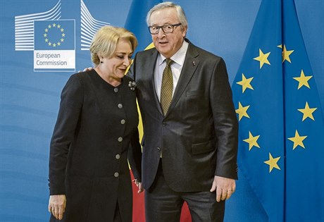 Ještě v únoru šéf Evropské komise Jean-Claude Juncker vřele vítal rumunskou...