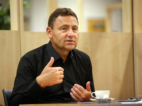 Josef Novák, generální ředitel textilky Veba.