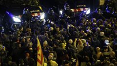 P�i demonstracích v Barcelon� bylo zran�no více ne� 20 osob.