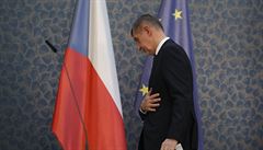 eský premiér v demisi Andrej Babi na tiskové konferenci o vyhotní ruských...