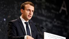 MACHEK: Macron rok u moci a konec pln s euroznou