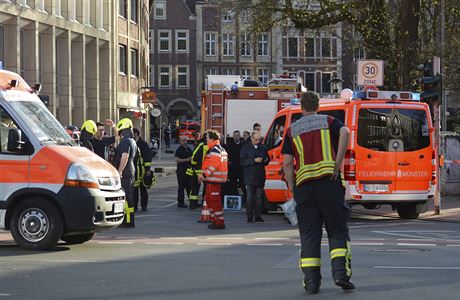 Záchranái v nasazení po útoku v Münsteru na západ Nmecka