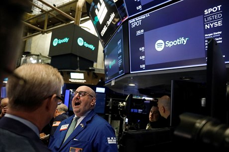 Služba Spotify vstoupila na akciový trh, cena podniku byla stanovena na téměř...