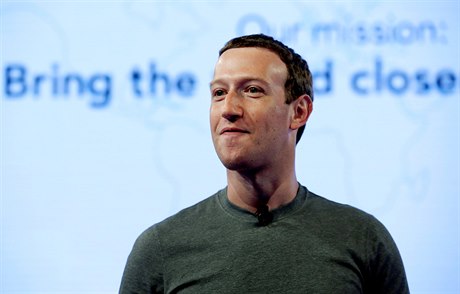 Šéf Facebooku Mark Zuckerberg. Digitální daň by se měla dotknout i jeho společnosti.