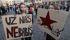 Transparenty na demonstraci v Ústí nad Labem.