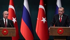 Vladimir Putin (vlevo) s Recepem Tayyipem Erdoganem na setkání v Ankae