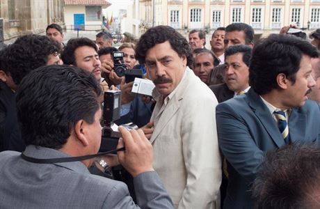 Pablo Escobar (Javier Bardem) byl mediln velmi sledovanou osobnost. Snmek...