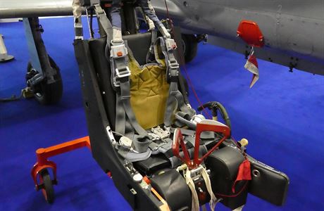 Aero spn otestovalo novou verzi vystelovacho sedadla VS-20 do letoun...