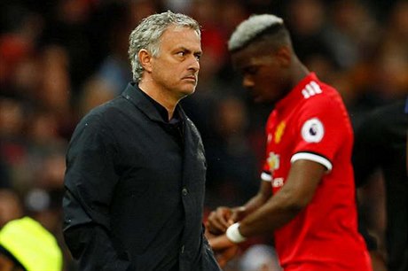 Jose Mourinho nebo Paul Pogba? Kdo zstane v Manchesteru United?