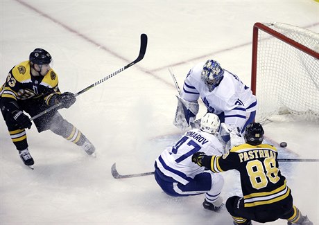 David Pastrák výrazn pispl k výhe Bostonu nad Torontem.