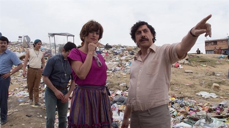 Virginia Vallejová (Penélope Cruzová) a Pablo Exscobar (Javier Bardem). Snímek...