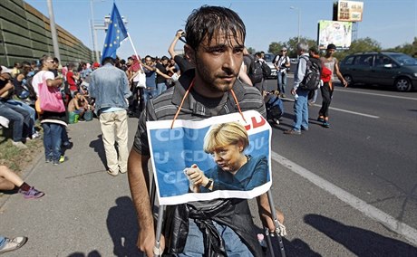 Podle Soudního dvora EU nově budou moci rodiny do Německa přijít i za běženci,...