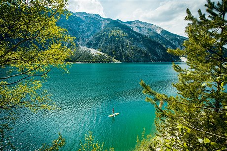 SUP-Tour na jezee Achensee.