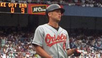 Cal Ripken jr. (vpravo) bhem zpasu na stadionu Yankees v roce 1996.