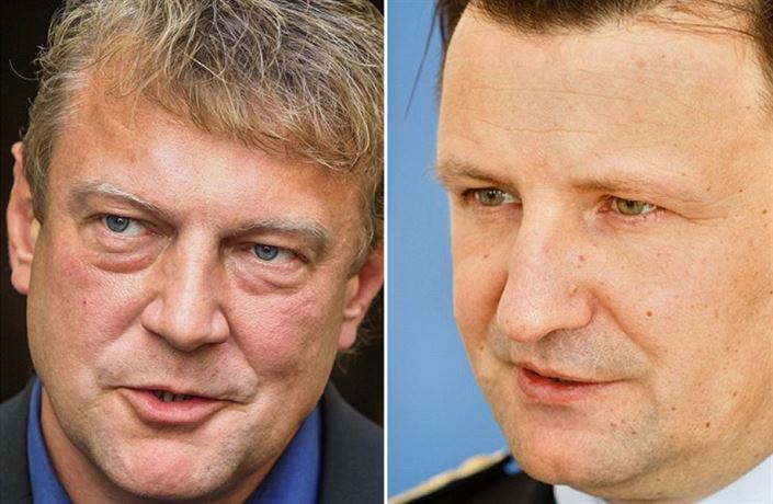 Bývalý éf ÚOOZ v Ostrav Jií Komárek (vlevo) a policejní prezident Tomá Tuhý.