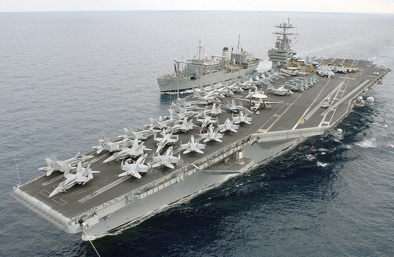 USS Harry S. Truman (CVN-75) je letadlová lo� Námo�nictva Spojených stát� t�ídy...
