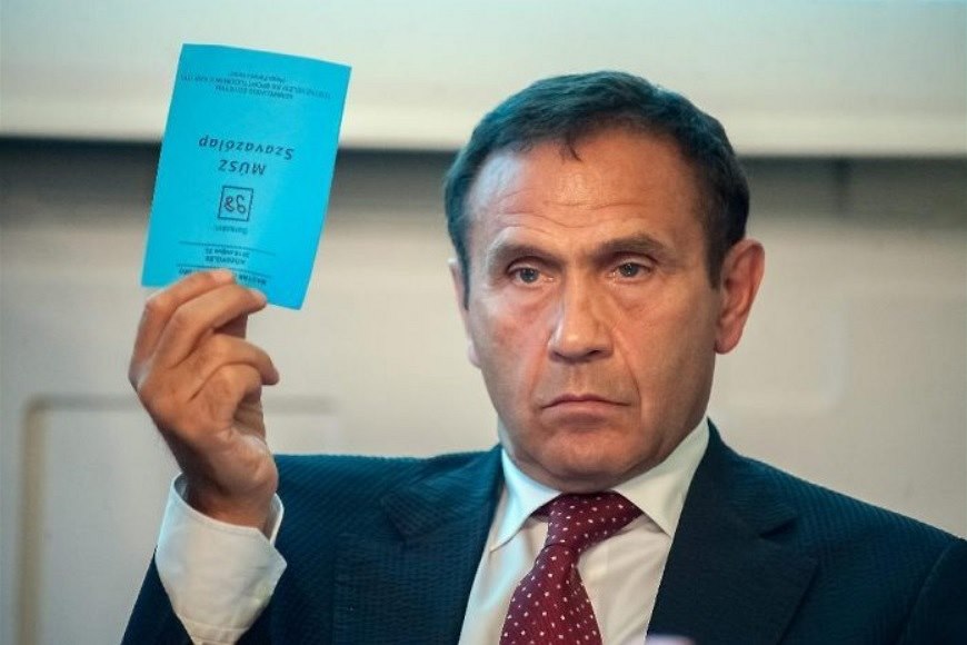 Tamás Gyárfás.