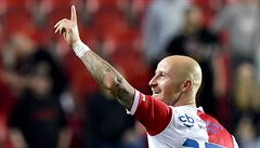 Miroslav Stoch ze Slavie se raduje z gólu.