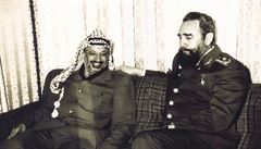 Kubánský vdce se bhem své vlády setkal i s Jásirem Arafatem. Fotografie je...