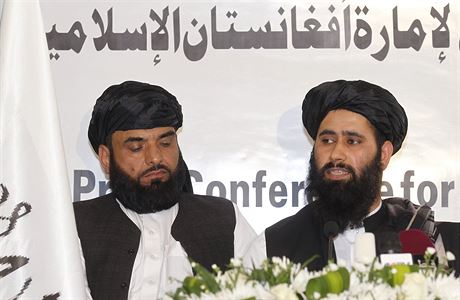 Mluví Talibanu pi otevírání politického úadu hnutí v Kataru.