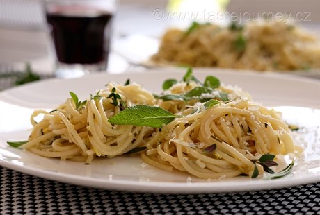Lehké, osvěžující a voňavé špagety