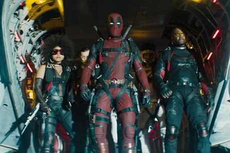 Deadpool (Ryan Reynolds) a jeho tým X-Force. Snímek Deadpool 2 (2018). Reie:...