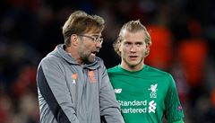 Liverpool vs. AS ím, semifinále Ligy mistr: domácí kou Jürgen Klopp a jeho...