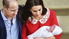 Manelka prince Williama Kate porodila chlapce, váí 3,8 kg.