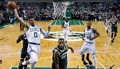 Celtics dokázali postoupit i bez svých dlouhodob zranných hvzd Kyrieho...