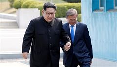 Kim ong-un a Mu e-in se spolen vrací do Jiní Koreje.