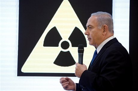 Írán lhal, pokrauje v jaderném programu, tvrdí izraelský premiér.