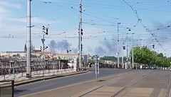 Požár haly 30.4.3018 v Úholičkách u Prahy. | na serveru Lidovky.cz | aktuální zprávy