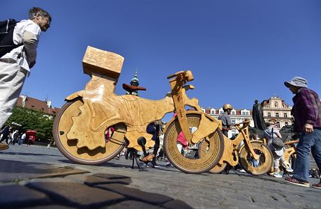 Devné socho-bicykly Giralinda, Touralinda a Vueltalinda na Staromstském...