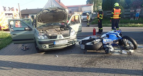 Moravskosleztí policisté provují vánou nehodu motocyklisty v Rychvald na...