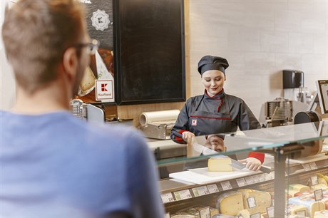 Kaufland zvýí od ervna mzdy svých zamstnanc o 26 procent.