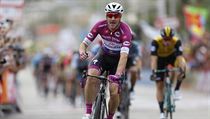 Italsk cyklista Elia Viviani slav vtzstv ve 3. etap Giro dItalia.