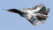 Proudov letoun Suchoj Su-57.