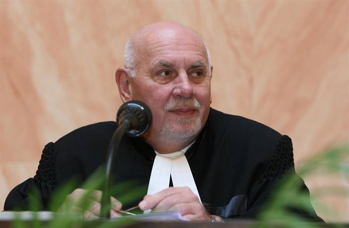 O (ne)podjatosti bývalých len KS v dubnu rozhodoval Ústavní soud (na snímku jeho pedseda Pavel Rychetský, len KS v letech 1966-69).