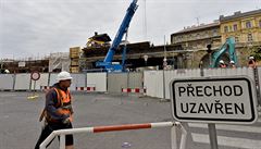 Demolice viaduktu omezí dopravu.