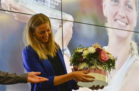 Tenistka Petra Kvitov si prohl kytici, kterou dostala ped zatkem tiskov...