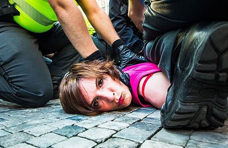 Kateina Krejov krtce po zadren kvli stetu s policistou.