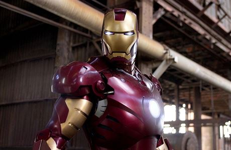 Iron Man (Robert Downey jr.) v obleku Mark III.