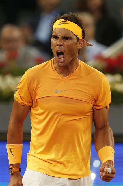 Rafael Nadal slaví.