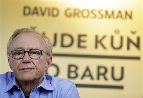 Izraelský spisovatel a držitel Man Bookerovy ceny David Grossman při besedě na...