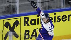 MS v hokeji: Slováci zdolali Francouze a jsou blíže čtvrtfinále, Lotyši trápili Američany