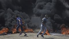 V Pásmu Gazy zemřelo při střetech s Izraelci 55 Palestinců. Jde o nejkrvavější den od války v roce 2014